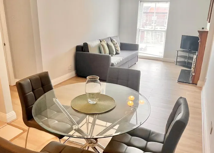 Dublin City Apartment - 2 Bedrooms